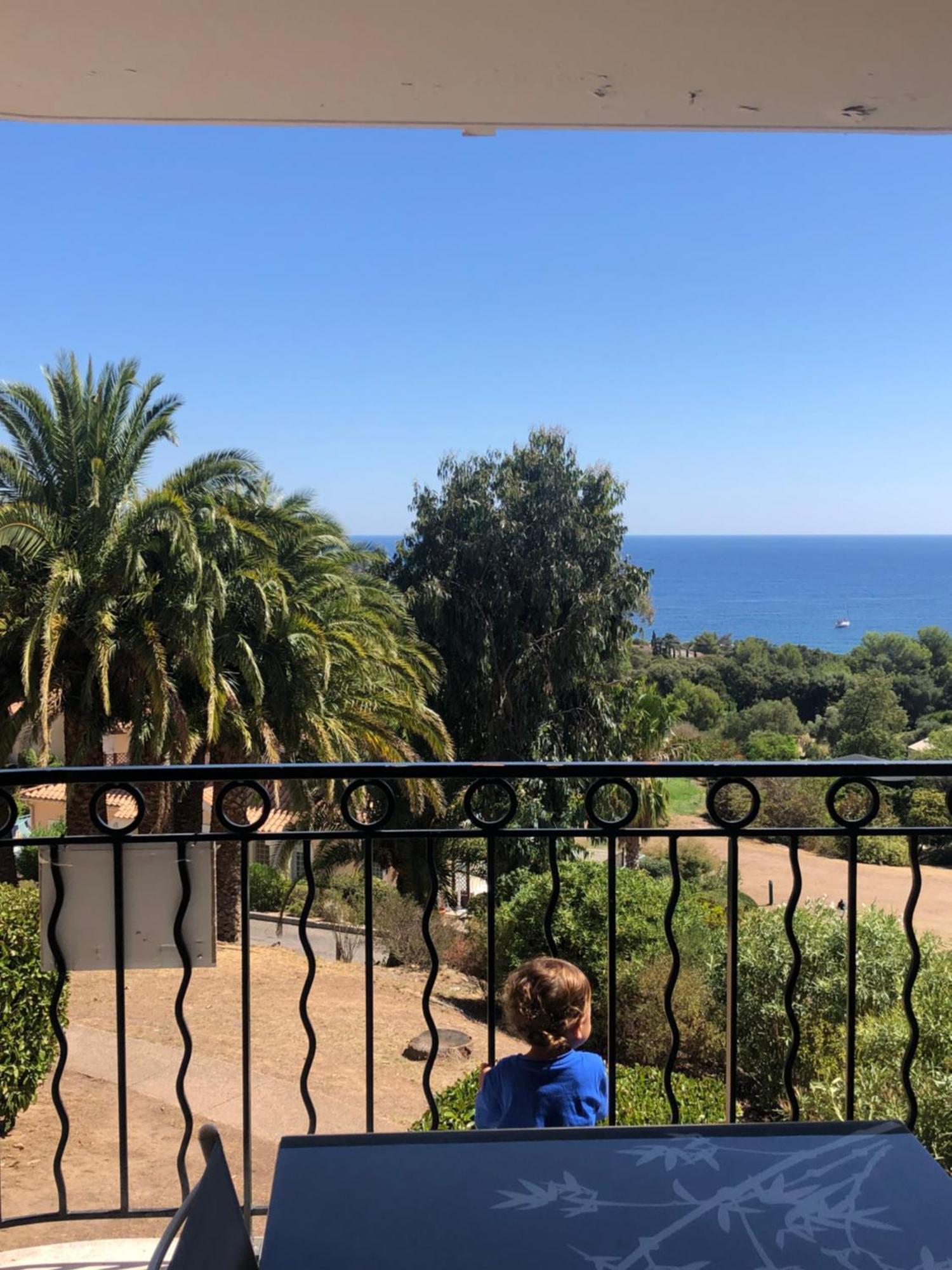 Cap Esterel Vue Mer Et Climatise Saint-Raphael  Exterior photo
